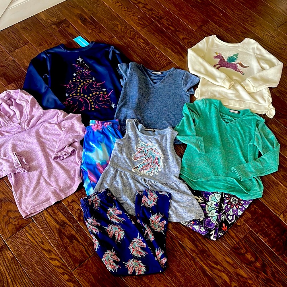 Unicorn mix and match lot, Size 8